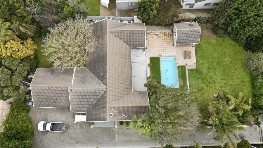 5 Bedroom Property for Sale in Vierlanden Western Cape